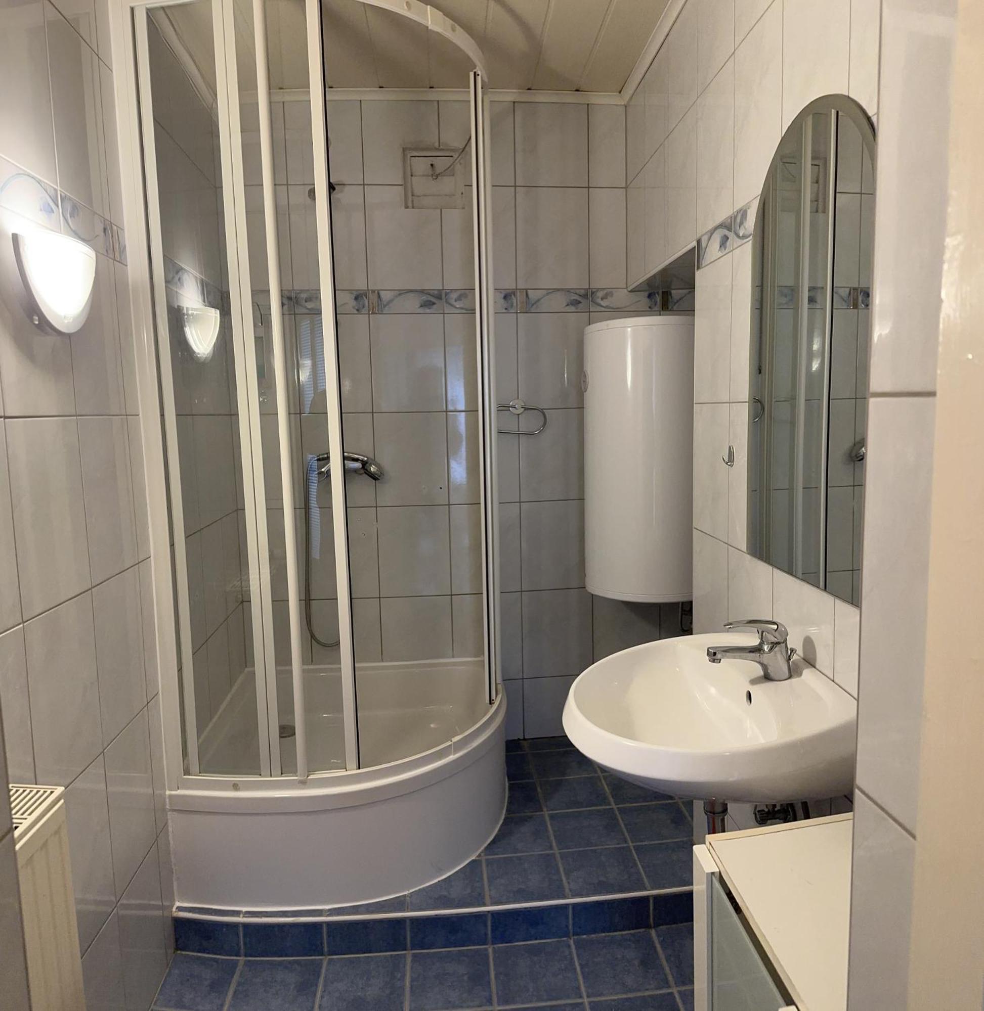 פארנדורף Cheap Outlet Center Apartment With Pool מראה חיצוני תמונה